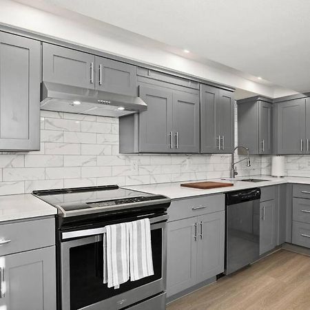 Elegant Richmond Gem Nestled Up To Hawthorne Blvd. Portland Exterior foto
